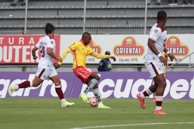 Màn đụng độ hấp dẫn Vinotino de Ecuador vs Sociedad Aucas
