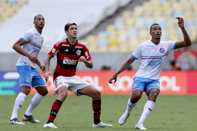 Màn đụng độ hấp dẫn Reet vs Bahia